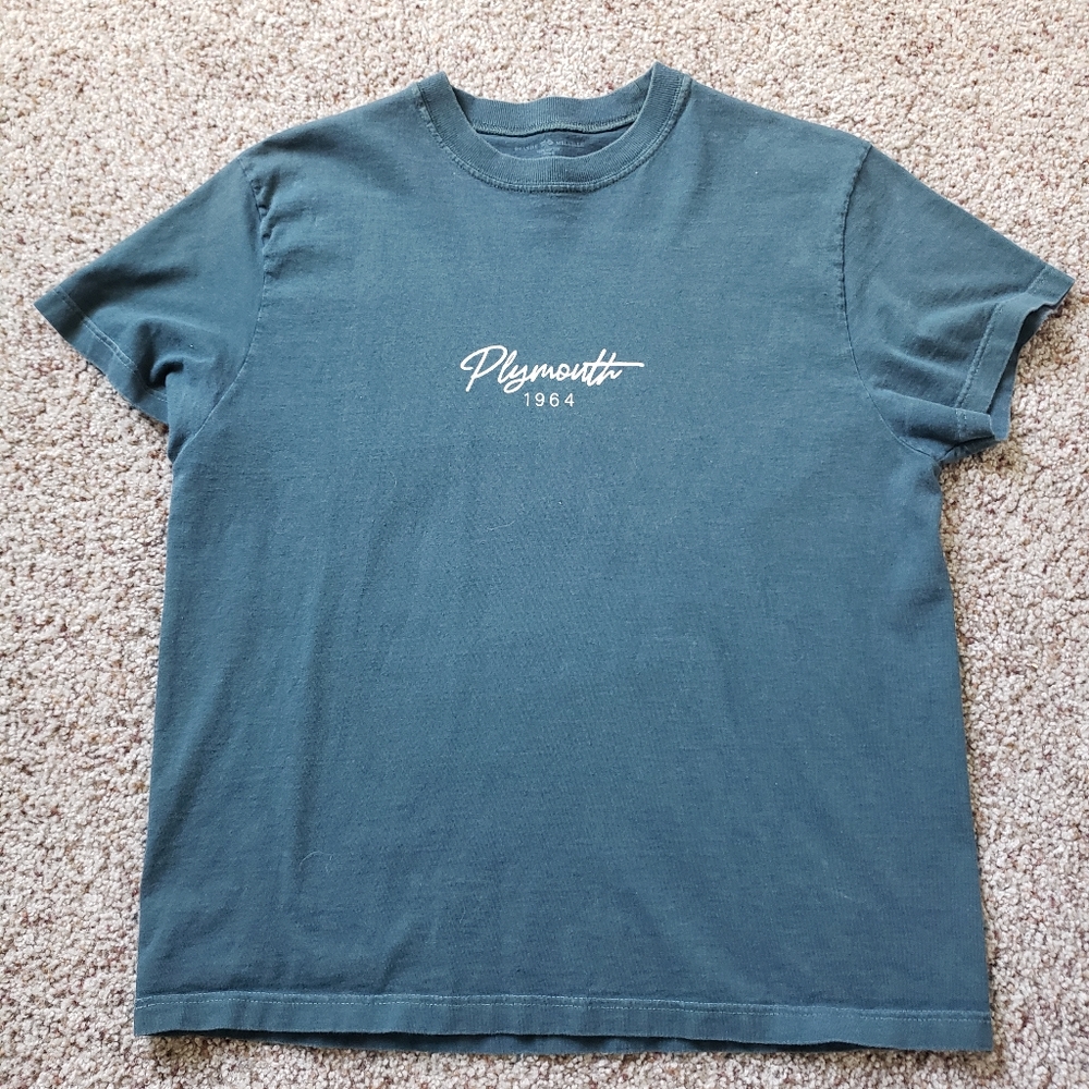 Brandy Melville tshirt